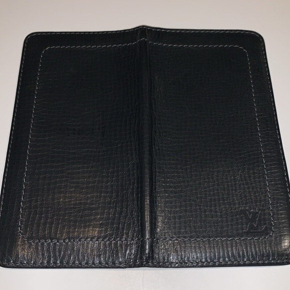 Louis Vuitton Mens Wallet or checkbook - Picture 12 of 14